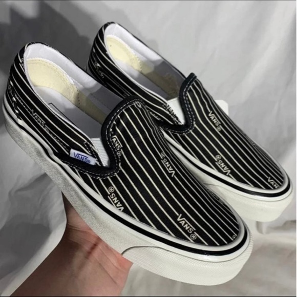 Vans Classic Slip On 9 Black White Anahm Factory Sripes Womans Shoes New - Picture 3 of 7